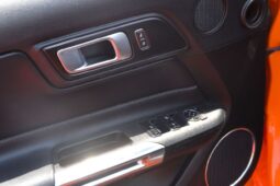 
										Ford Mustang BEAUTIFUL ORANGE CONVERTIBLE full									