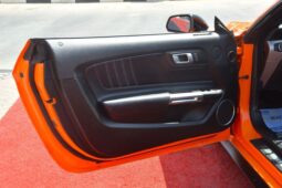 
										Ford Mustang BEAUTIFUL ORANGE CONVERTIBLE full									