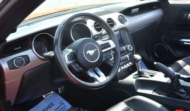 
								Ford Mustang BEAUTIFUL ORANGE CONVERTIBLE full									