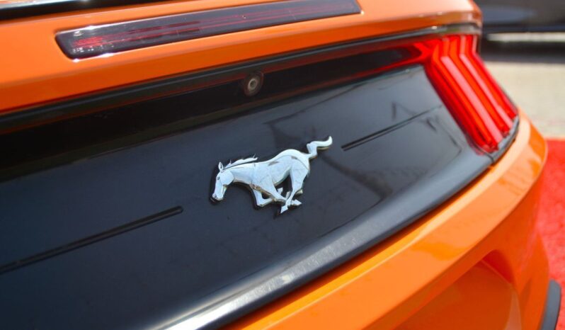 
								Ford Mustang BEAUTIFUL ORANGE CONVERTIBLE full									