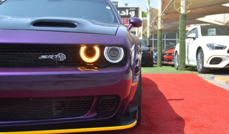 
								Dodge Challenger R/T Scat Pack 6.4L PURPLE BLACK MONSTER full									