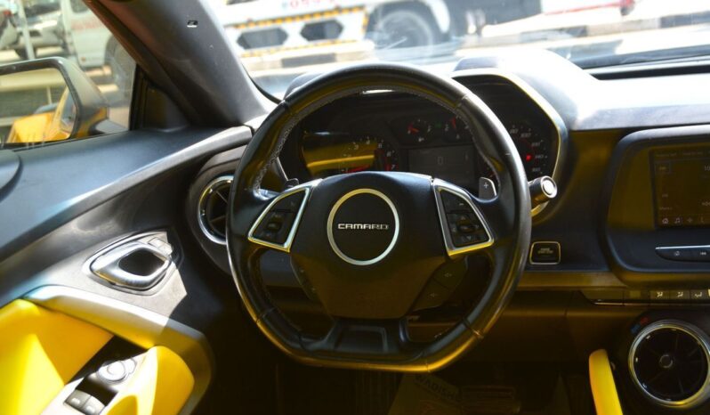 
								Chevrolet Camaro YELLOW BLACK BEAST full									