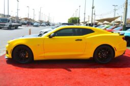 
										Chevrolet Camaro YELLOW BLACK BEAST full									