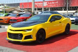 
										Chevrolet Camaro YELLOW BLACK BEAST full									