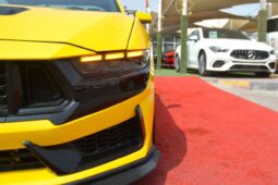 
										Ford Mustang EcoBoost 2.3L Coupe A/T BEAUTIFUL YELLOW MUSTANG full									