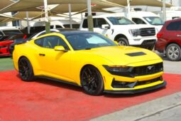 
										Ford Mustang EcoBoost 2.3L Coupe A/T BEAUTIFUL YELLOW MUSTANG full									