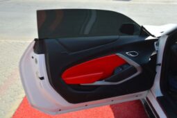 
										Chevrolet Camaro 1LT 3.6L (335 HP) BEAUTIFULL LOOK full									