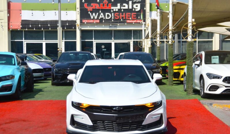 
								Chevrolet Camaro 1LT 3.6L (335 HP) BEAUTIFULL LOOK full									