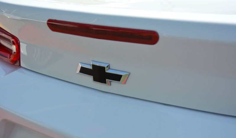 
								Chevrolet Camaro 1LT 3.6L (335 HP) BEAUTIFULL LOOK full									