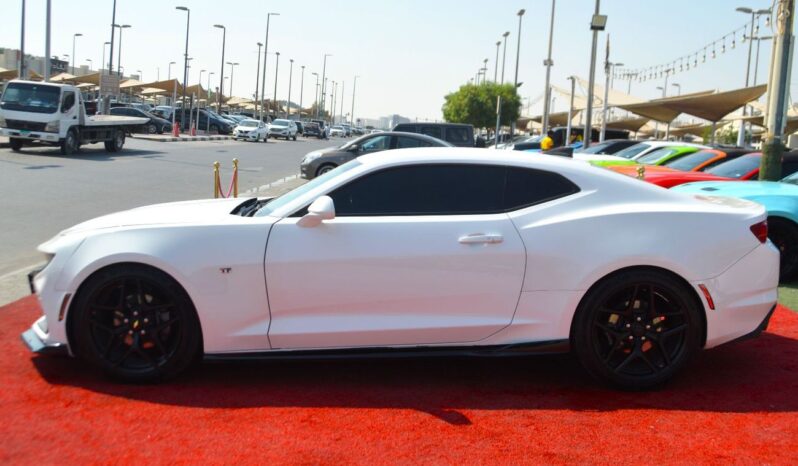 
								Chevrolet Camaro 1LT 3.6L (335 HP) BEAUTIFULL LOOK full									